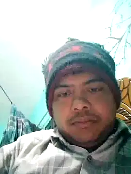 Snapshot of CatchingBouquet chatting on 01-06-26, 02:43 CatchingBouquet online show from 01-06-26, 02:43