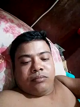 Snapshot of CatchingBouquet chatting on 10-06-25, 05:24 CatchingBouquet online show from 10-06-25, 05:24