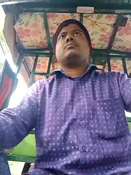 Snapshot of CatchingBouquet chatting on 11-27-25, 02:34 CatchingBouquet online show from 11-27-25, 02:34