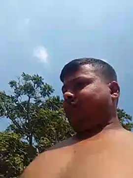 Snapshot of CatchingBouquet chatting on 11-22-25, 05:06 CatchingBouquet online show from 11-22-25, 05:06