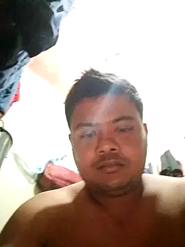 Snapshot of CatchingBouquet chatting on 10-12-25, 09:38 CatchingBouquet online show from 10-12-25, 09:38