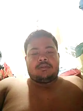 Snapshot of CatchingBouquet chatting on 10-05-25, 04:53 CatchingBouquet online show from 10-05-25, 04:53