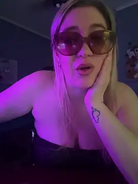 Snapshot of Granlady7 chatting on 01-17-26, 11:08 Granlady7 online show from 01-17-26, 11:08