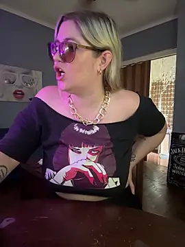 Snapshot of Granlady7 chatting on 02-05-26, 08:37 Granlady7 online show from 02-05-26, 08:37