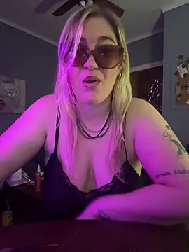 Snapshot of Granlady7 chatting on 01-15-26, 06:39 Granlady7 online show from 01-15-26, 06:39