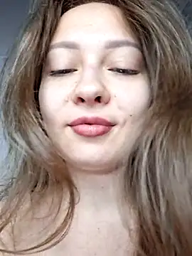 Olivia OliV online show from 05-30-26, 01:12
