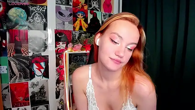 Ida FaneStain online show from 10-10-25, 02:23