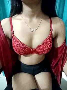 Snapshot of Charming_Glow chatting on 09-20-25, 04:34 Charming Glow online show from 09-20-25, 04:34