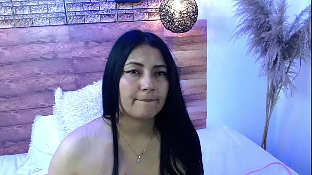 Snapshot of mafe_velezzz chatting on 09-24-25, 12:33 mafe velezzz online show from 09-24-25, 12:33