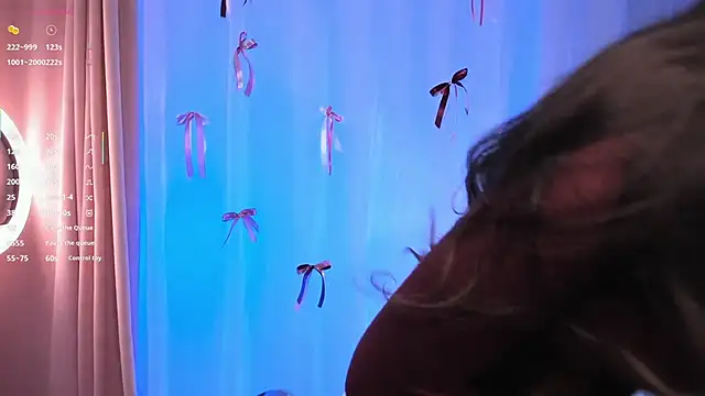 Nelly Kimm online show from 04-07-26, 01:18