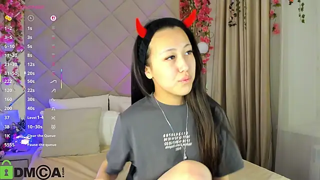 Nelly Kimm online show from 12-02-25, 12:44