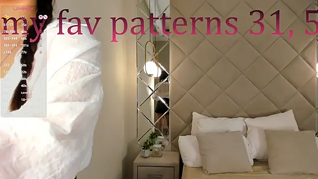 Nelly Kimm online show from 10-24-25, 01:37