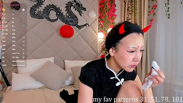 Nelly Kimm online show from 11-20-25, 12:55