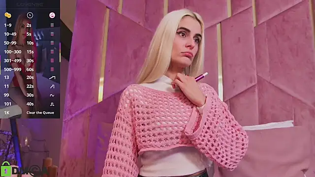 SelenaDaze online show from 11-13-25, 05:11