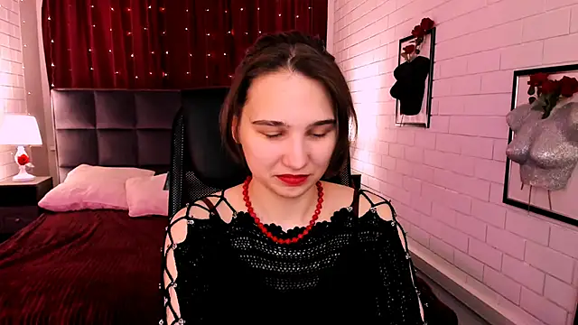 TessaMill online show from 11-10-25, 09:14