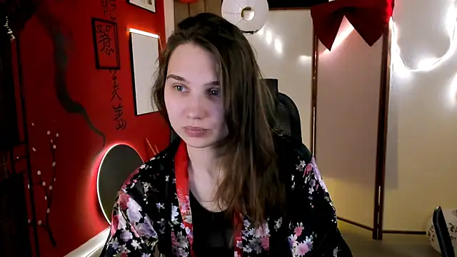 TessaMill online show from 02-10-26, 05:39