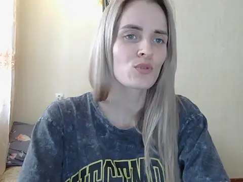 JayeTyler online show from 12-22-25, 09:20