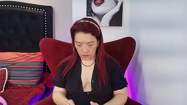 Snapshot of VeronicaBlake chatting on 09-22-25, 08:04 VeronicaBlake online show from 09-22-25, 08:04