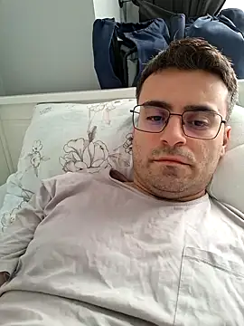 Obstacless online show from 02-07-26, 06:32