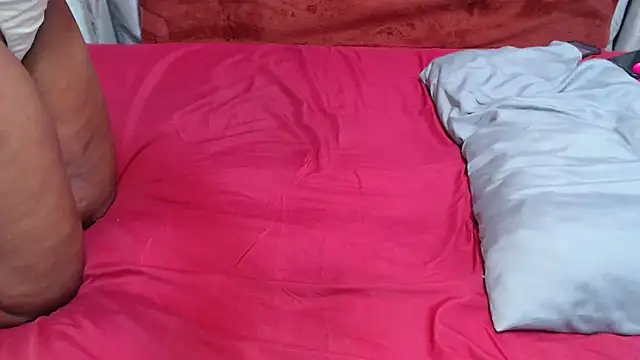 WEPUSSY23XX online show from 11-17-25, 06:34