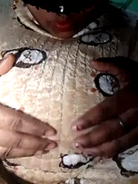 Snapshot of Dassing_strip_couple chatting on 12-22-25, 10:32 Dassing strip couple online show from 12-22-25, 10:32