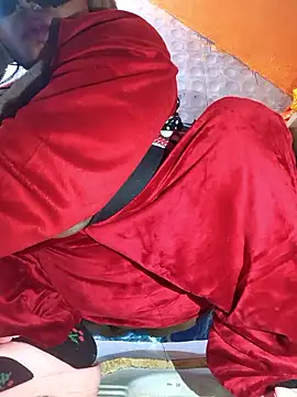 Snapshot of Dassing_strip_couple chatting on 01-10-26, 11:05 Dassing strip couple online show from 01-10-26, 11:05