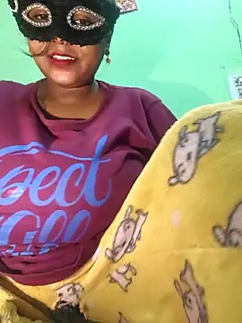 Snapshot of Dassing_strip_couple chatting on 11-23-25, 08:46 Dassing strip couple online show from 11-23-25, 08:46