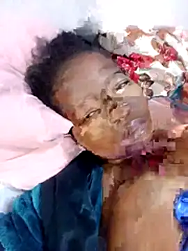 ShySexyBaddiexx online show from 10-29-25, 11:42