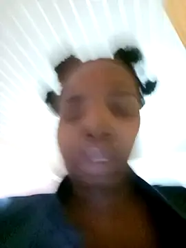 ShySexyBaddiexx online show from 02-22-26, 02:25