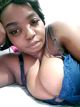 ShySexyBaddiexx online show from 09-24-25, 10:38