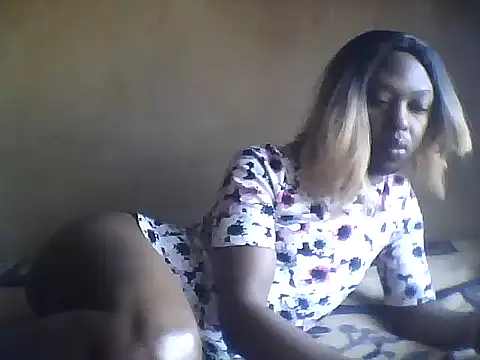 Snapshot of Blackyfreackygay chatting on 06-15-26, 07:41 Blackyfreackygay online show from 06-15-26, 07:41