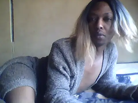 Snapshot of Blackyfreackygay chatting on 06-26-26, 08:20 Blackyfreackygay online show from 06-26-26, 08:20