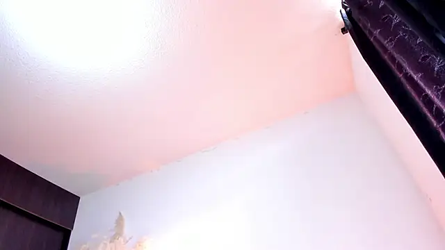 JulietaDavis online show from 10-16-25, 09:12