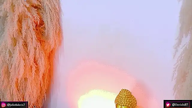 JulietaDavis online show from 04-24-26, 09:44