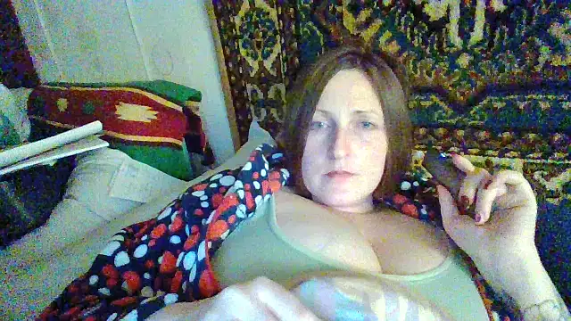 Snapshot of AllaSowinskaya chatting on 10-13-25, 06:53 AllaSowinskaya online show from 10-13-25, 06:53