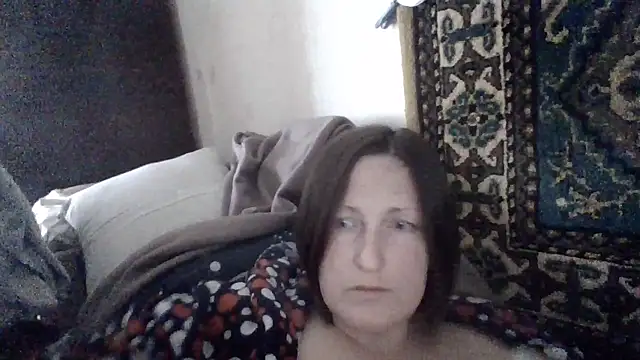 Snapshot of AllaSowinskaya chatting on 04-26-26, 11:40 AllaSowinskaya online show from 04-26-26, 11:40