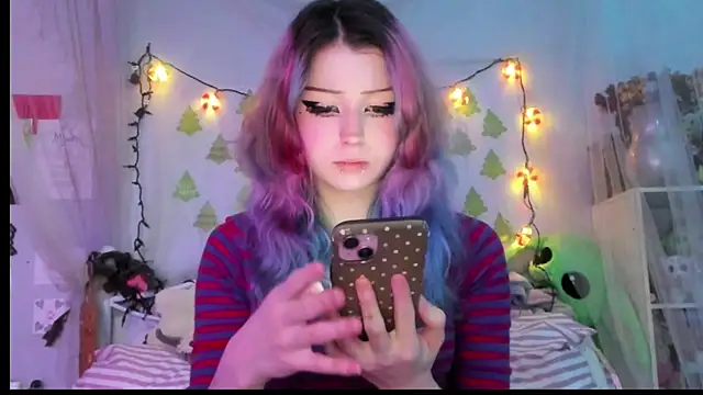 bunnyislewd online show from 12-14-25, 04:40