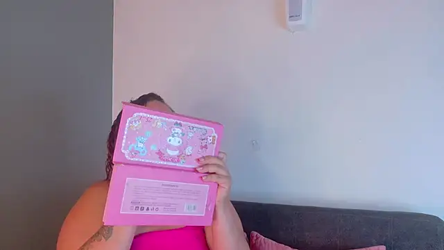 JenaCooper  online show from 07-21-26, 09:32