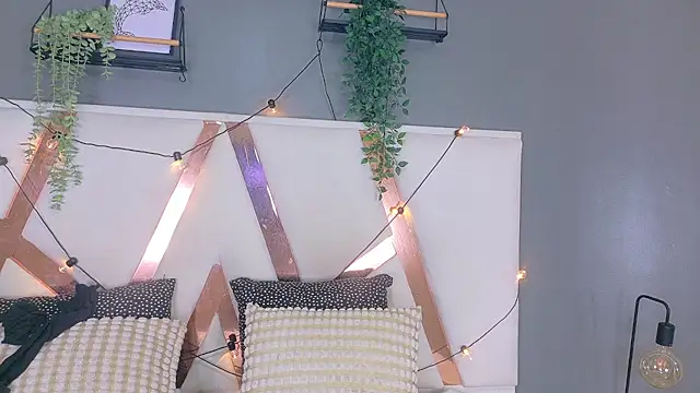 JenaCooper  online show from 04-15-26, 03:01