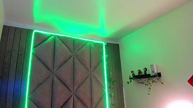 JenaCooper  online show from 01-14-26, 09:18