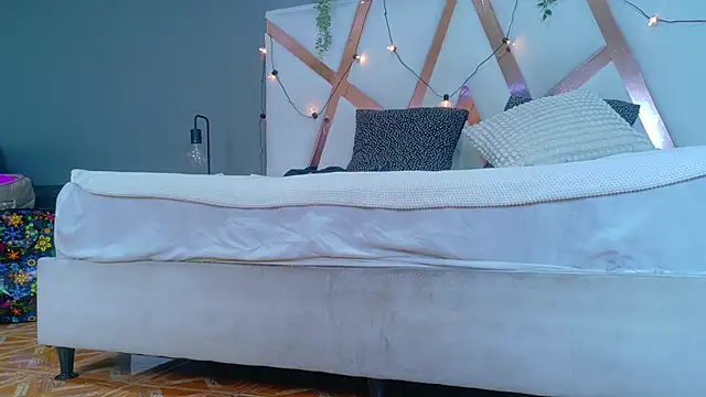 JenaCooper  online show from 02-24-26, 03:18