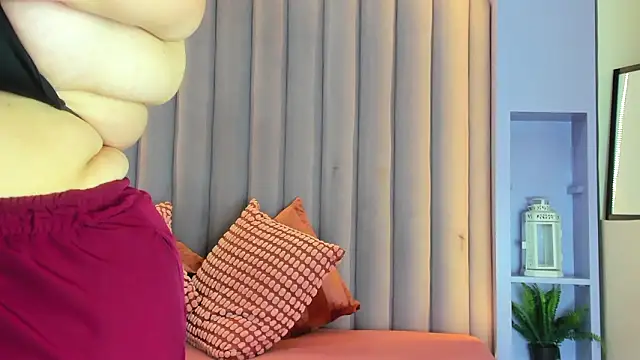 JenaCooper  online show from 02-07-26, 02:52