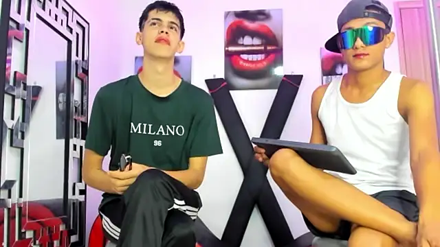 TWINKS FRIENDS online show from 10-18-25, 07:21
