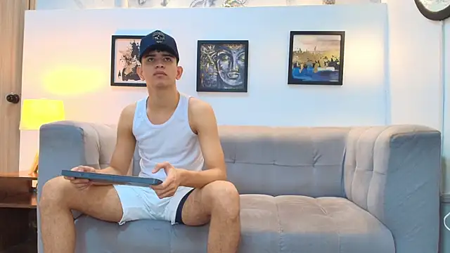 TWINKS FRIENDS online show from 02-20-26, 01:24