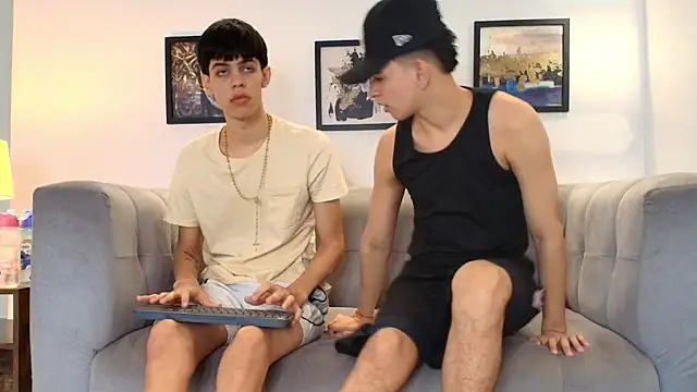 TWINKS FRIENDS online show from 03-22-26, 01:23