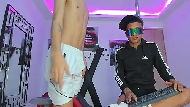 TWINKS FRIENDS online show from 09-30-25, 07:25