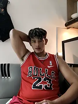 Hiroshi Shen online show from 12-22-25, 11:16