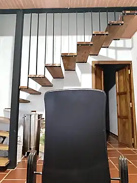 Hiroshi Shen online show from 10-30-25, 10:46