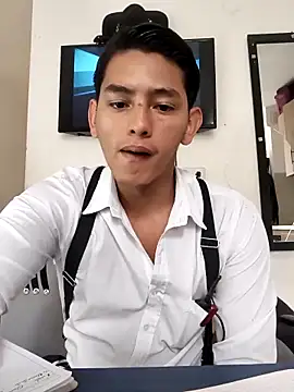 Hiroshi Shen online show from 04-26-26, 01:19