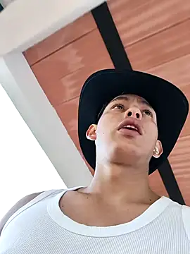 Hiroshi Shen online show from 10-19-25, 12:30